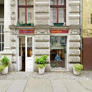 In Kreuzberg With Internet , Berlin Deutschland